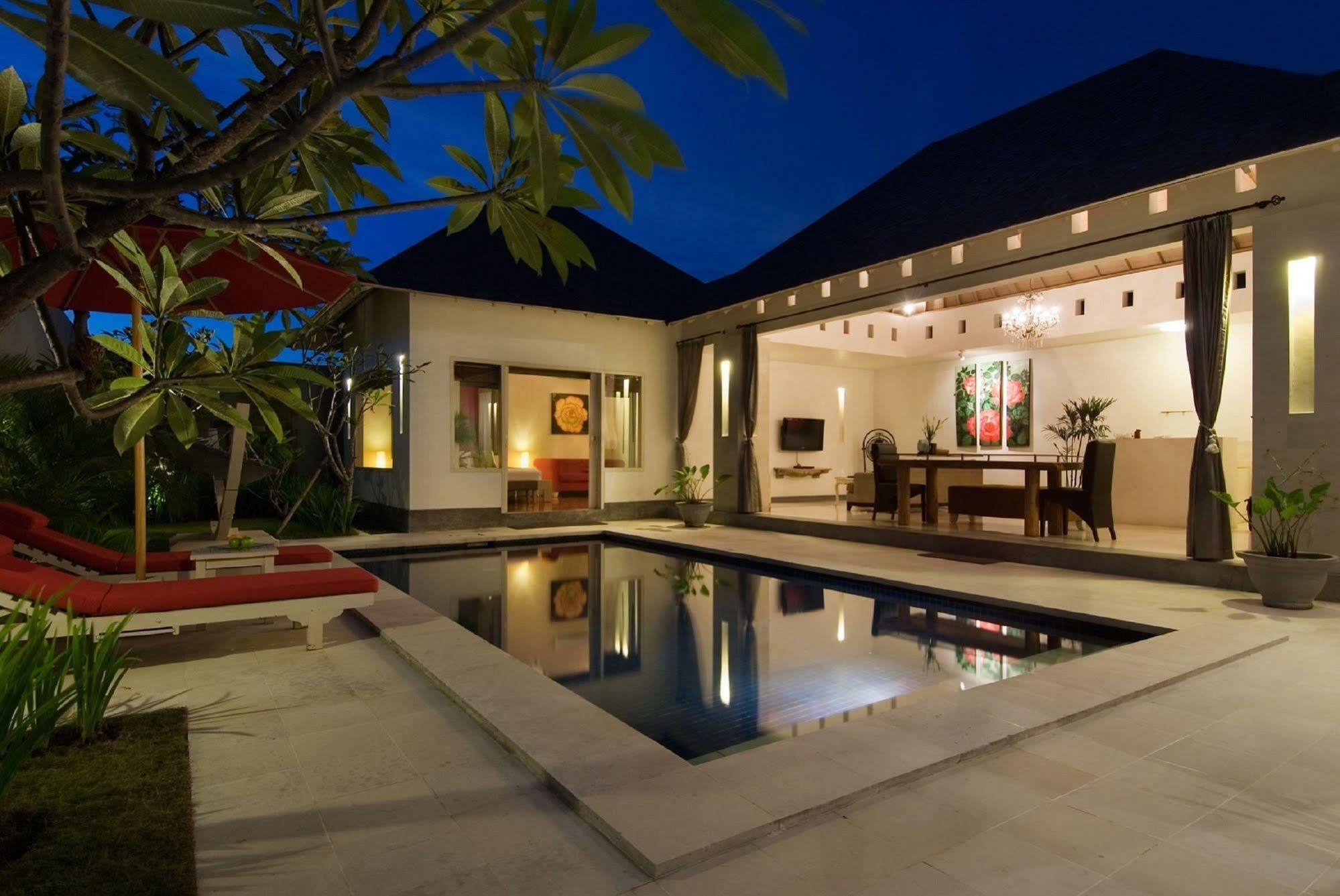 Kamuela Villas Seminyak Exterior foto