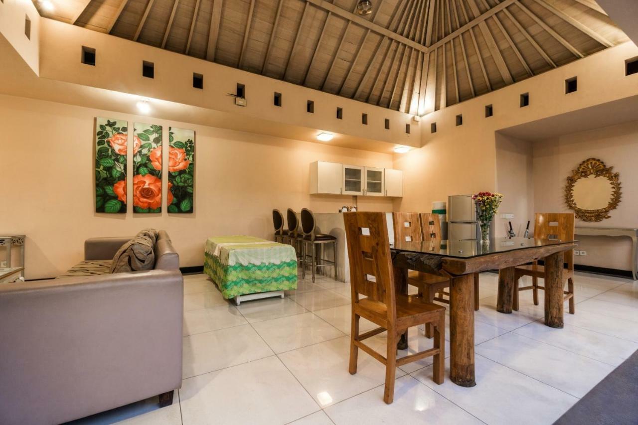 Kamuela Villas Seminyak Exterior foto